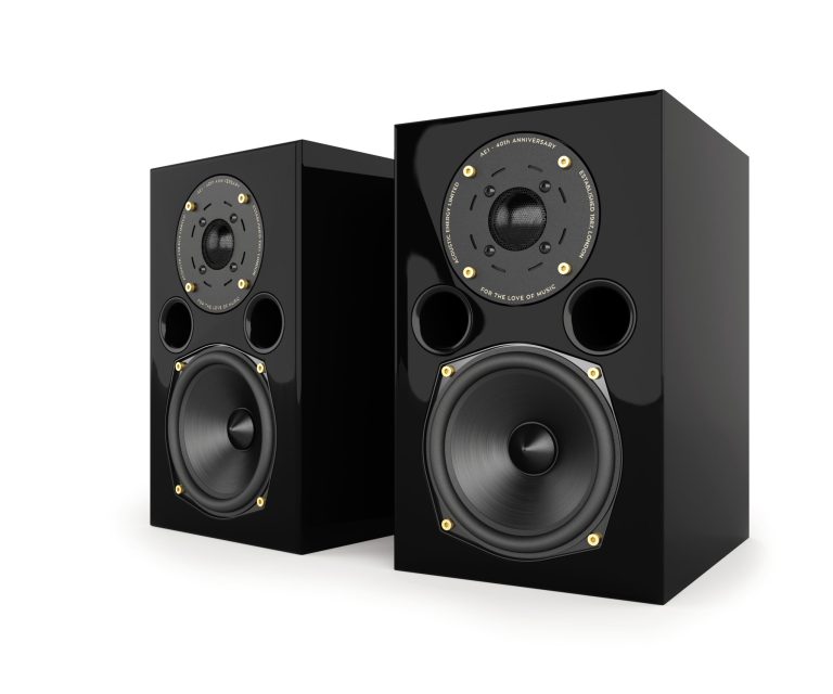 רמקולים מדפיים AE1 40th anniversary