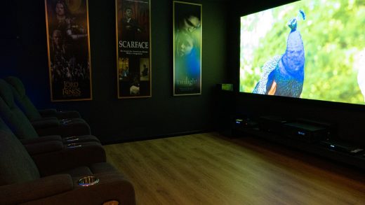 חדר קולנוע ביתי